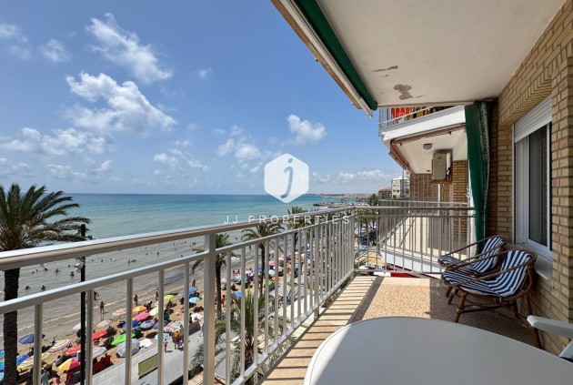 Resale - Apartment / flat -
Torrevieja - Playa del Cura