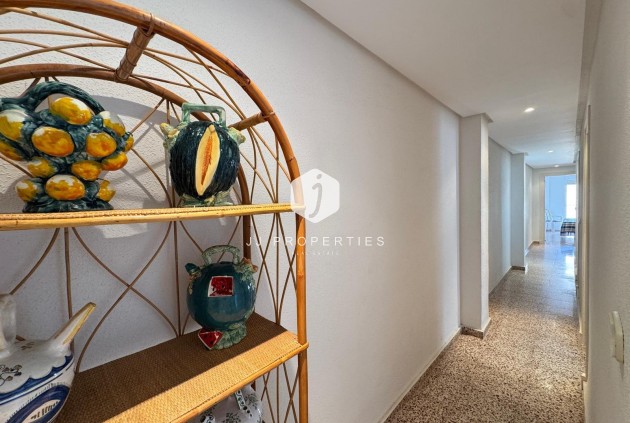 Resale - Apartment / flat -
Torrevieja - Playa del Cura
