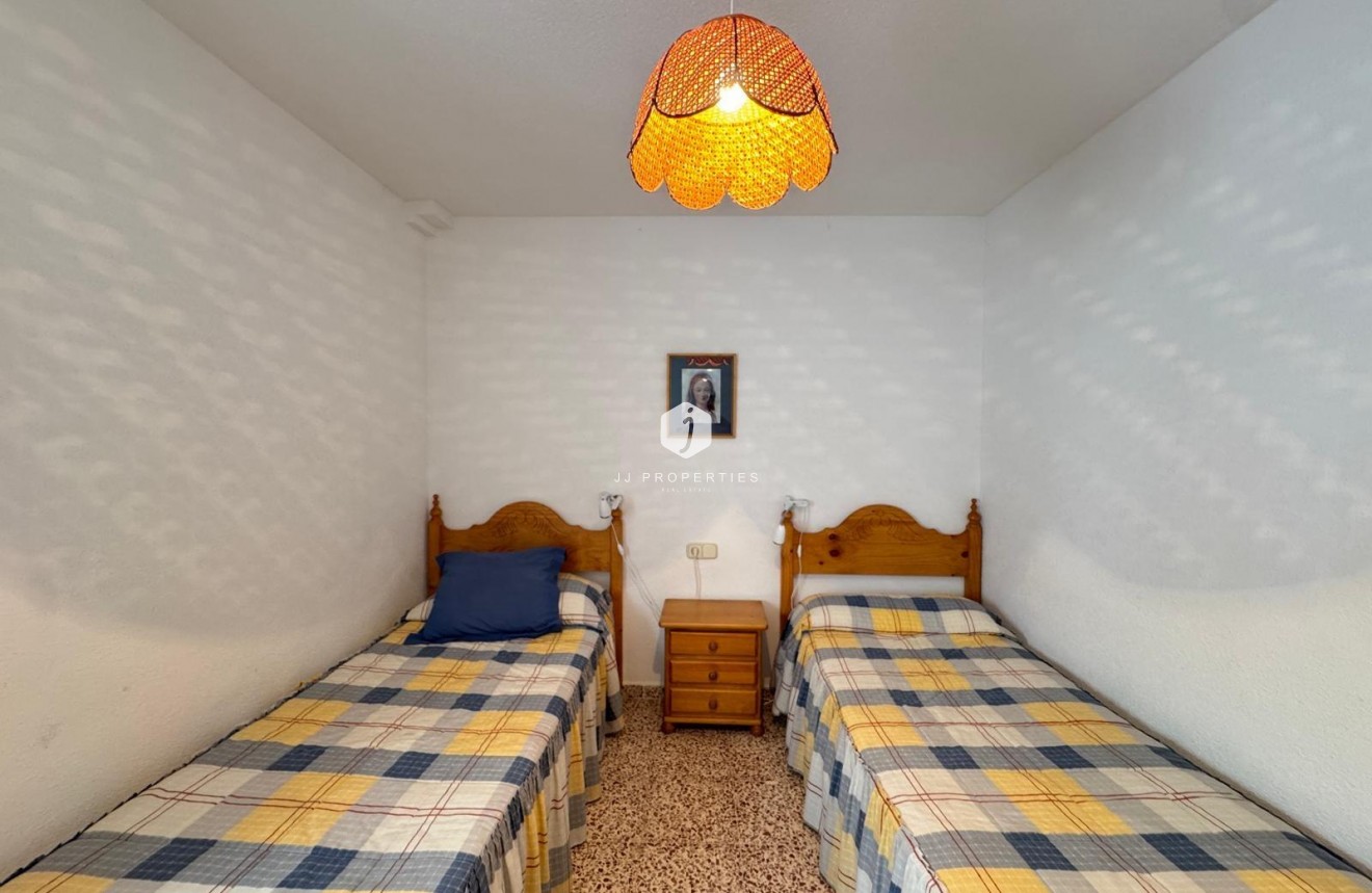 Resale - Apartment / flat -
Torrevieja - Playa del Cura