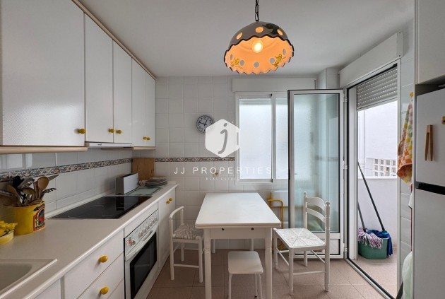 Resale - Apartment / flat -
Torrevieja - Playa del Cura