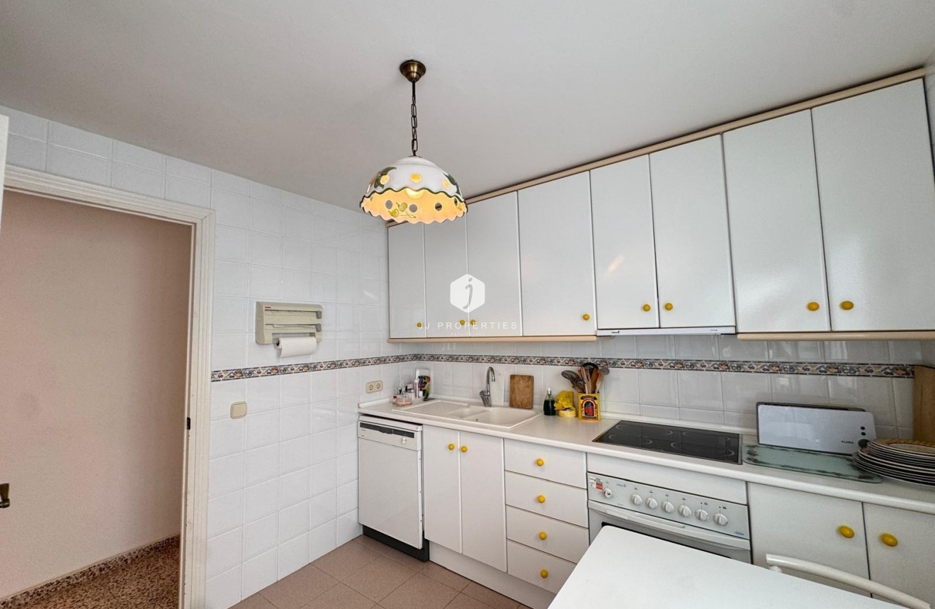 Resale - Apartment / flat -
Torrevieja - Playa del Cura