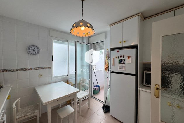 Resale - Apartment / flat -
Torrevieja - Playa del Cura