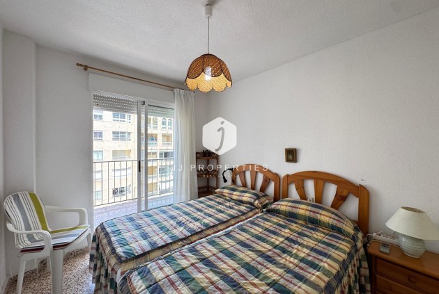 Resale - Apartment / flat -
Torrevieja - Playa del Cura