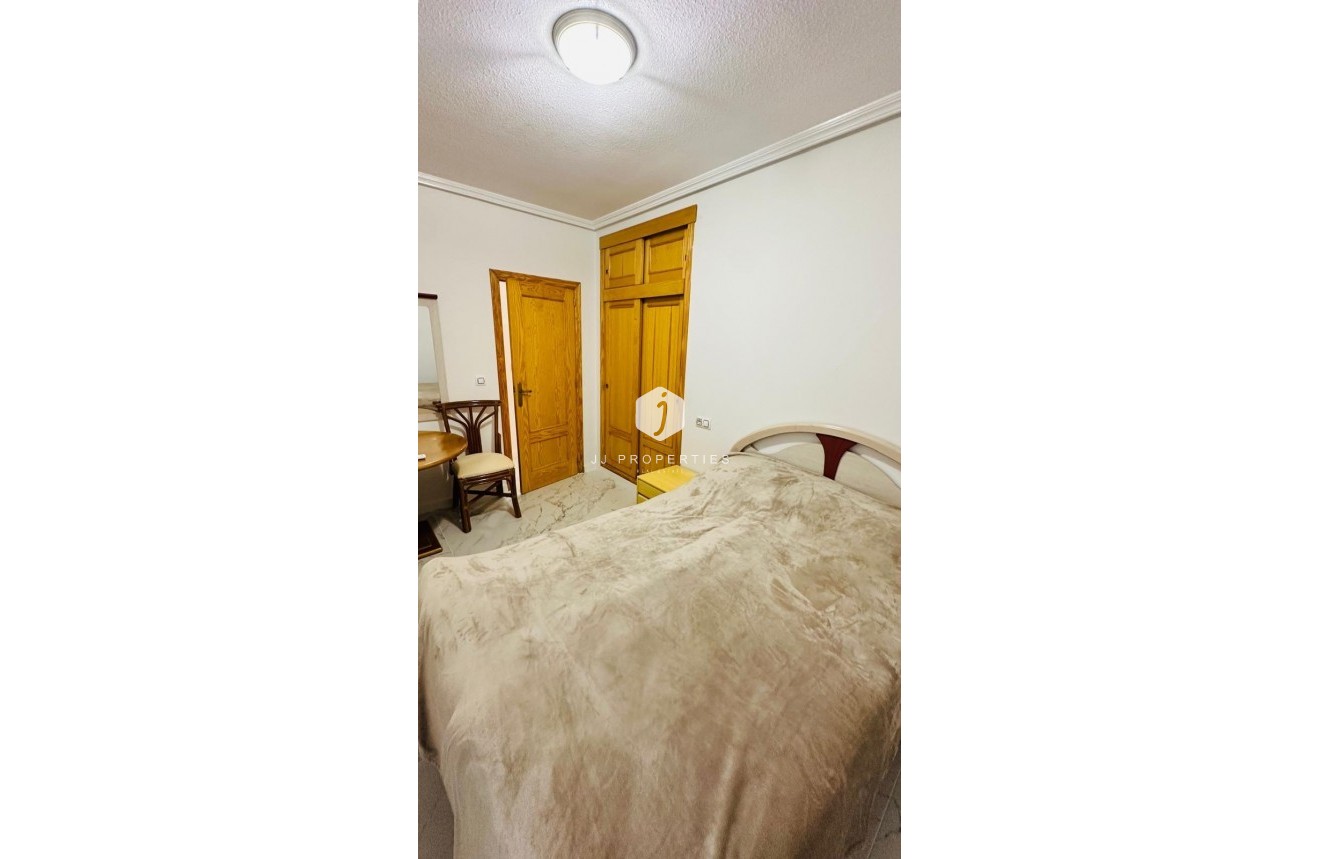 Aus zweiter Hand - Wohnung -
Torrevieja - Acequion