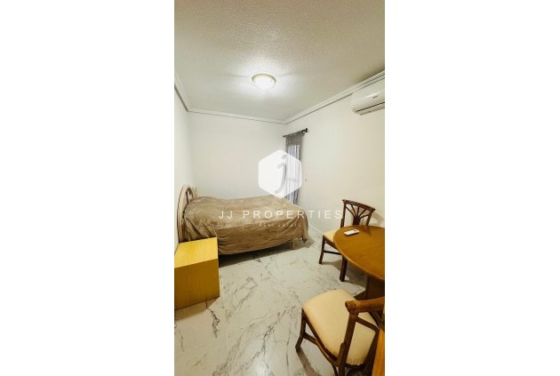 Aus zweiter Hand - Wohnung -
Torrevieja - Acequion