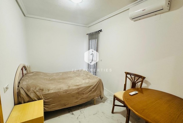 Aus zweiter Hand - Wohnung -
Torrevieja - Acequion