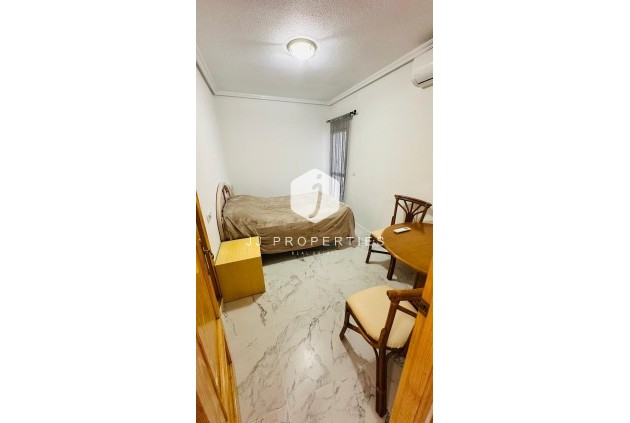 Aus zweiter Hand - Wohnung -
Torrevieja - Acequion