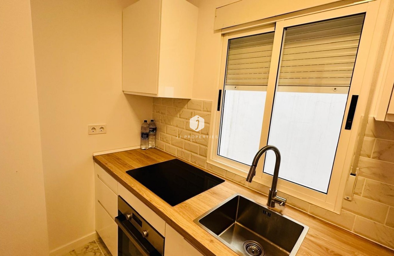 Aus zweiter Hand - Wohnung -
Torrevieja - Acequion