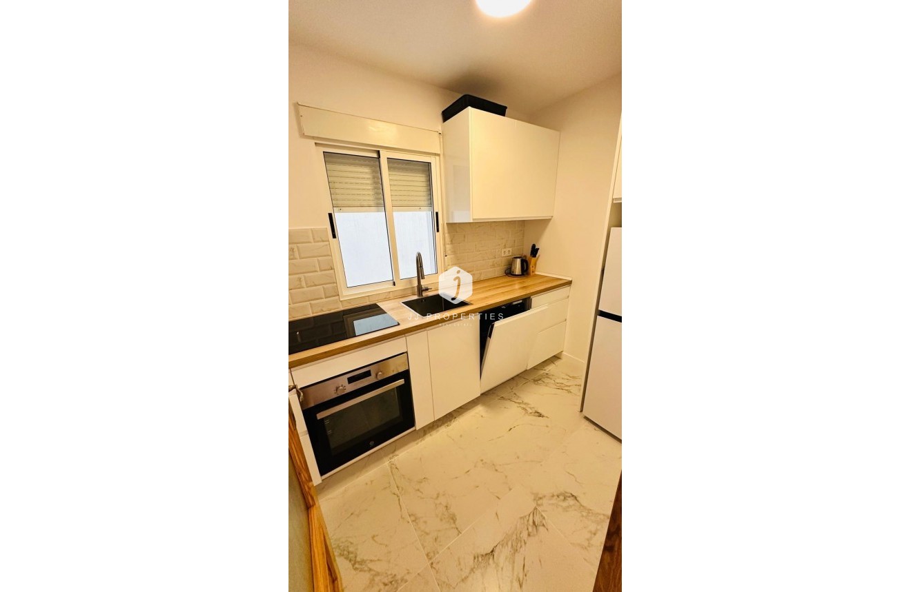 Aus zweiter Hand - Wohnung -
Torrevieja - Acequion