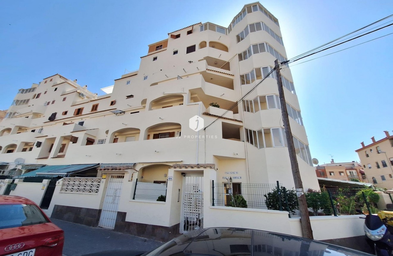 Tweedehands - Appartement / flat -
Torrevieja - Nueva Torrevieja