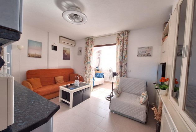 Tweedehands - Appartement / flat -
Torrevieja - Nueva Torrevieja
