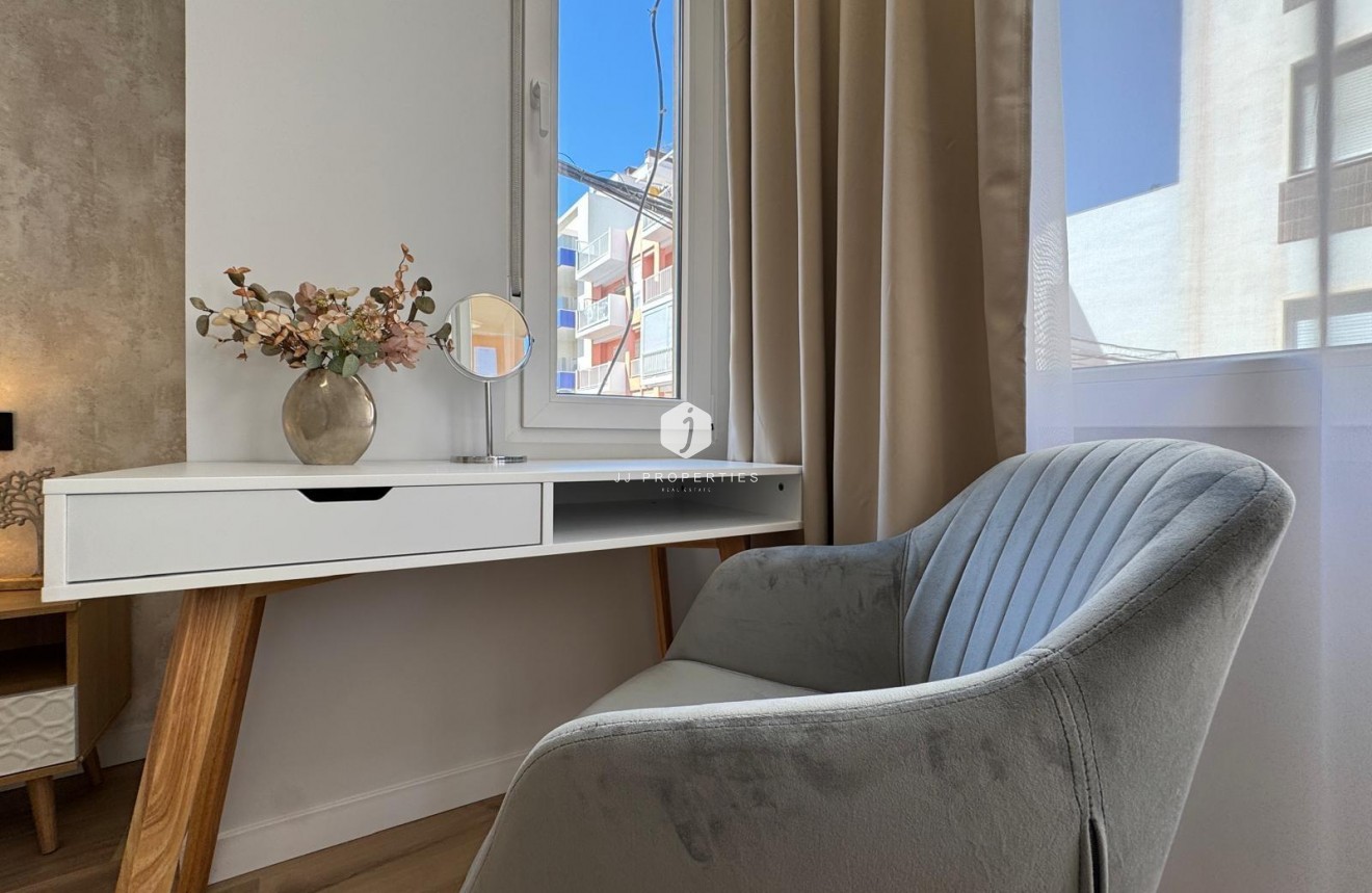 Segunda mano - Apartamento / piso -
Torrevieja - Playa del Cura