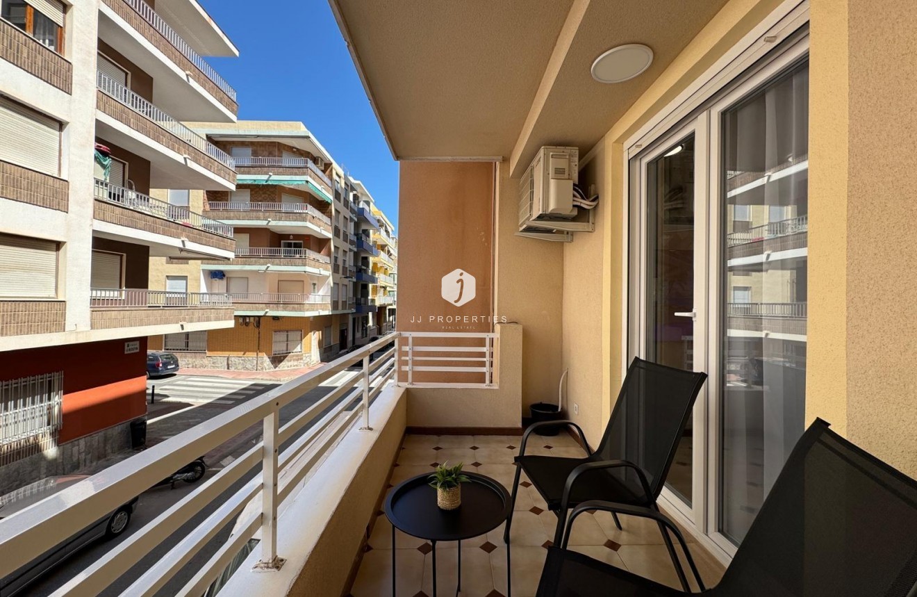 Segunda mano - Apartamento / piso -
Torrevieja - Playa del Cura