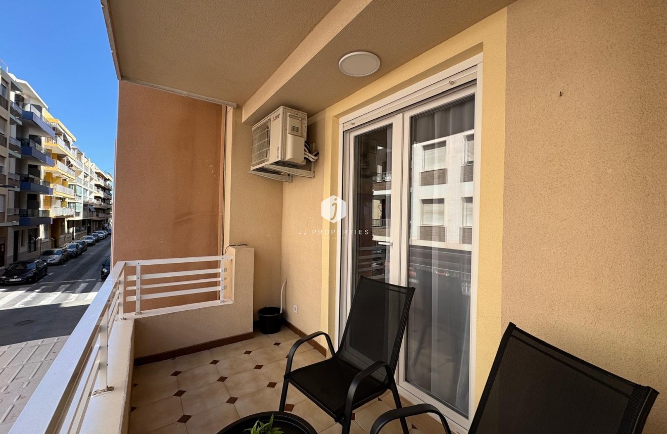 Segunda mano - Apartamento / piso -
Torrevieja - Playa del Cura