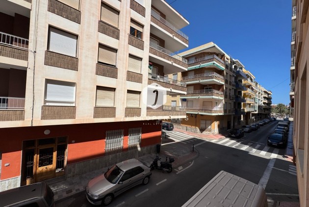 Segunda mano - Apartamento / piso -
Torrevieja - Playa del Cura