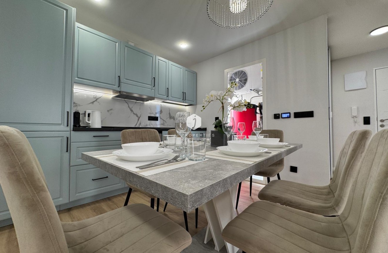 Segunda mano - Apartamento / piso -
Torrevieja - Playa del Cura