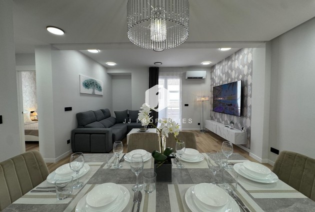 Segunda mano - Apartamento / piso -
Torrevieja - Playa del Cura