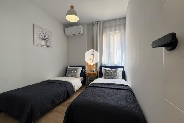 Segunda mano - Apartamento / piso -
Torrevieja - Playa del Cura