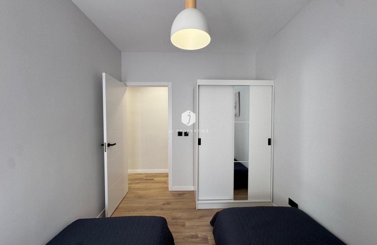 Segunda mano - Apartamento / piso -
Torrevieja - Playa del Cura