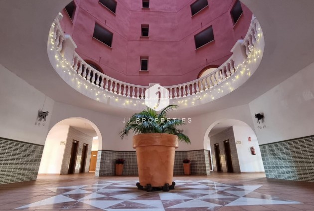 Segunda mano - Apartamento / piso -
Torrevieja - Los Frutales
