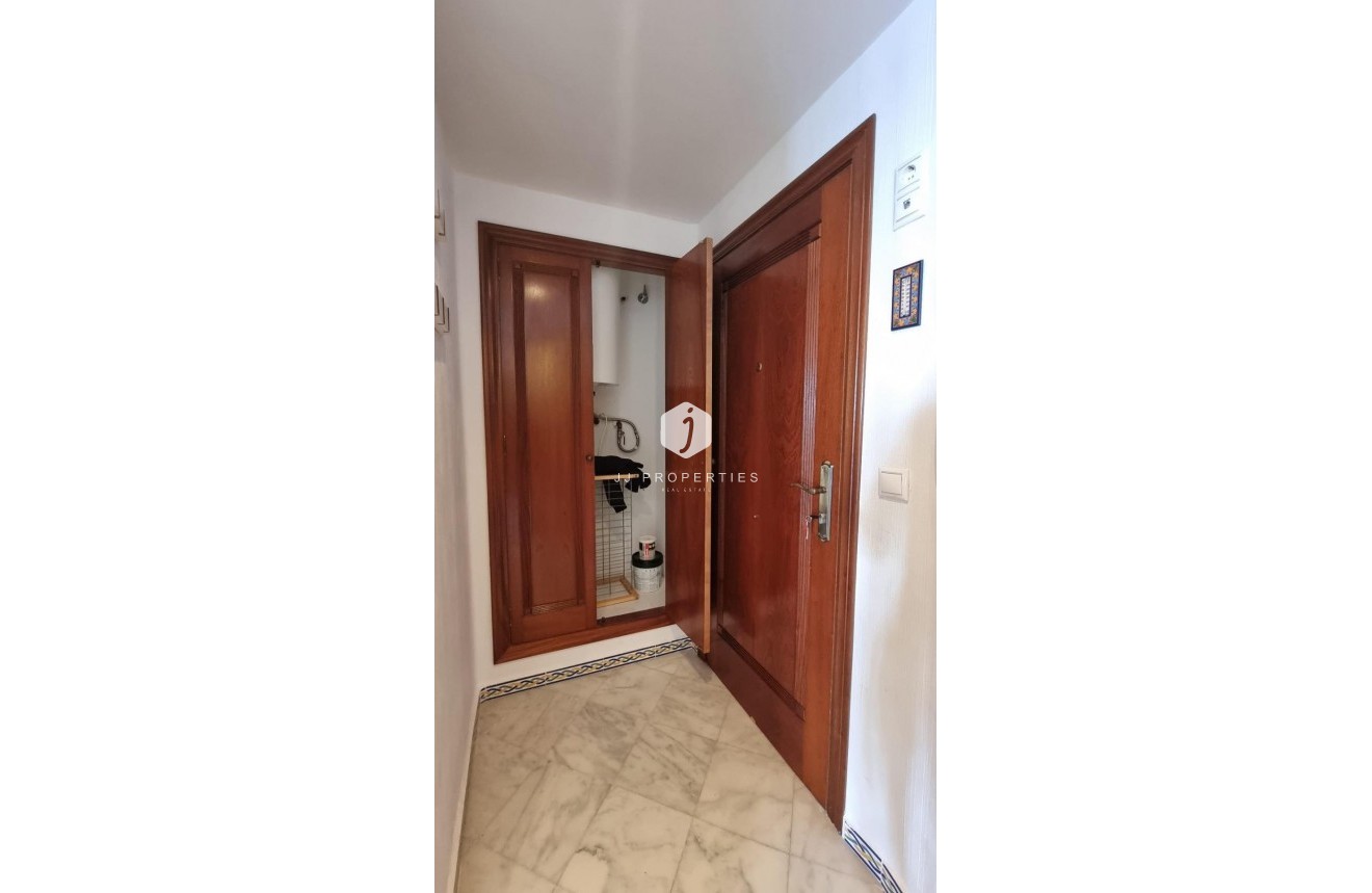 Segunda mano - Apartamento / piso -
Torrevieja - Los Frutales