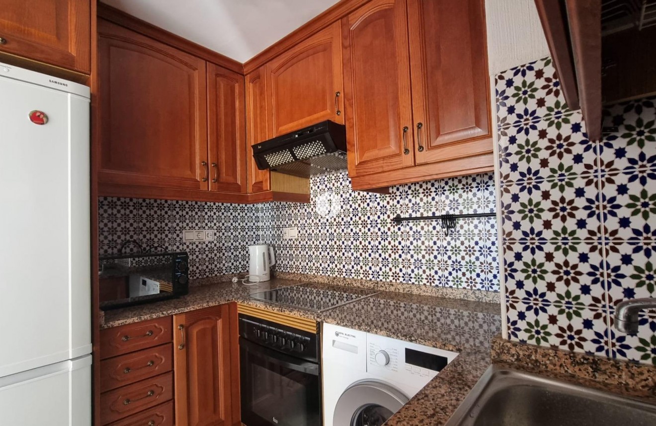 Segunda mano - Apartamento / piso -
Torrevieja - Los Frutales