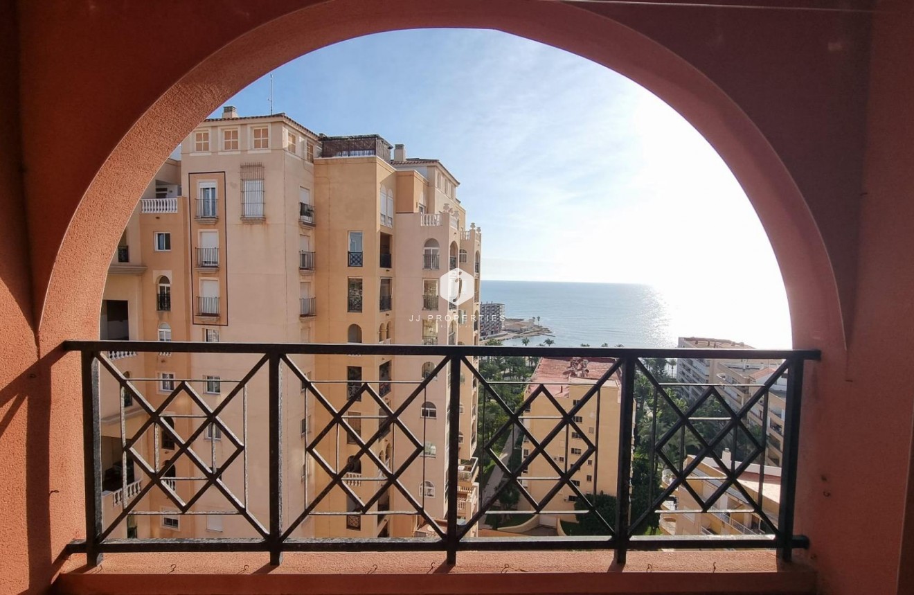 Segunda mano - Apartamento / piso -
Torrevieja - Los Frutales