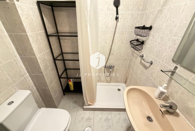 Tweedehands - Appartement / flat -
Torrevieja - Playa del Cura