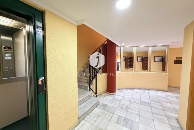 Tweedehands - Appartement / flat -
Torrevieja - Playa del Cura