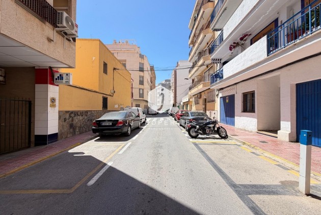 Tweedehands - Appartement / flat -
Torrevieja - Playa del Cura
