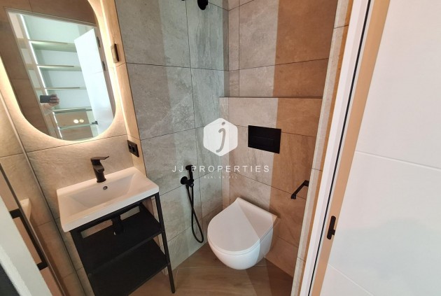 Aus zweiter Hand - Wohnung -
Torrevieja - Playa de los Locos
