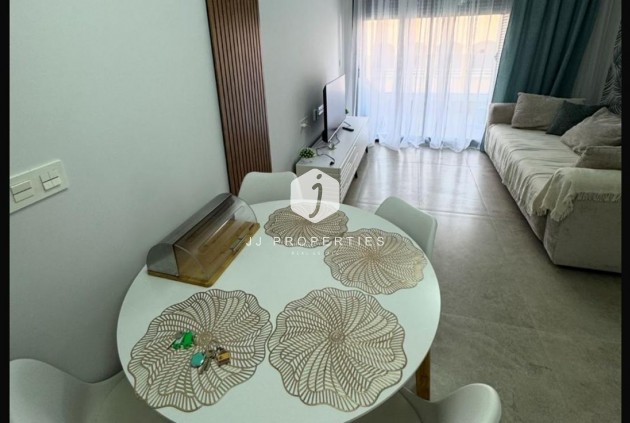 Segunda mano - Apartamento / piso -
Torrevieja - Playa del Cura