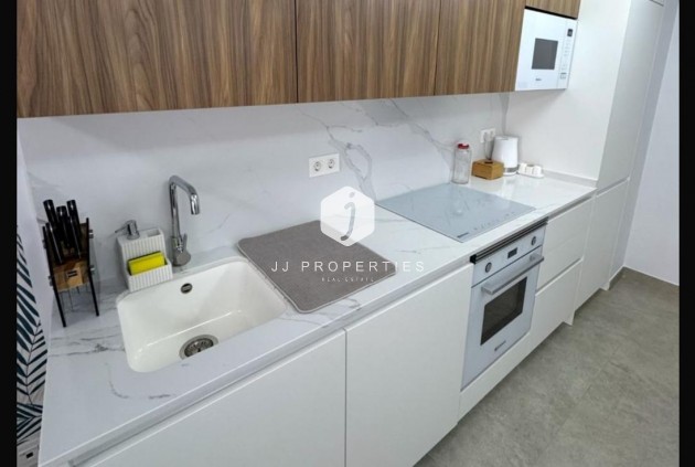 Segunda mano - Apartamento / piso -
Torrevieja - Playa del Cura