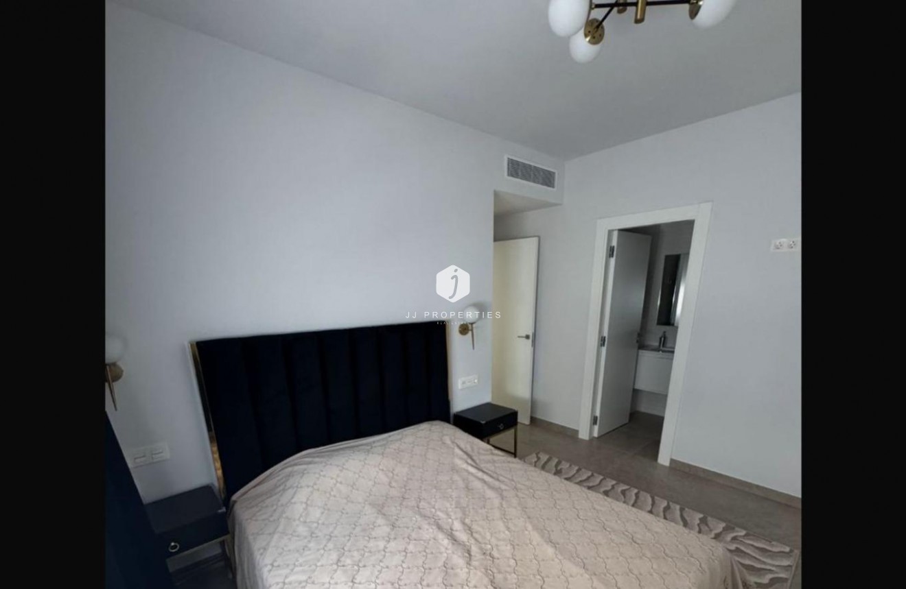 Segunda mano - Apartamento / piso -
Torrevieja - Playa del Cura