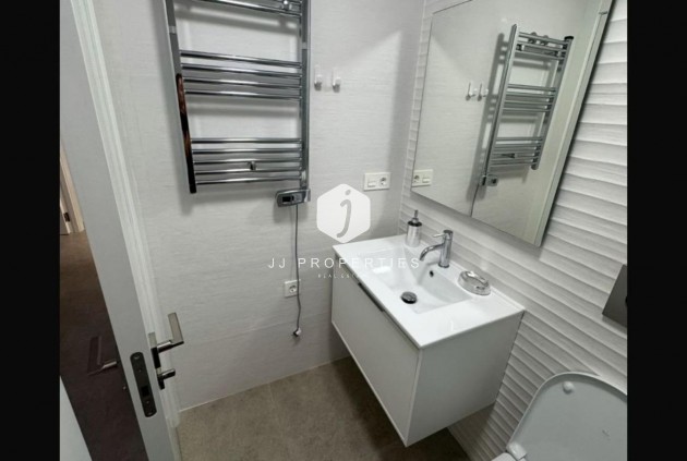 Segunda mano - Apartamento / piso -
Torrevieja - Playa del Cura