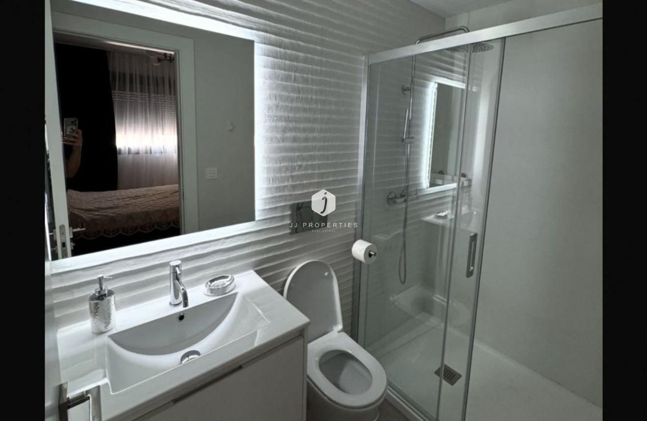 Segunda mano - Apartamento / piso -
Torrevieja - Playa del Cura