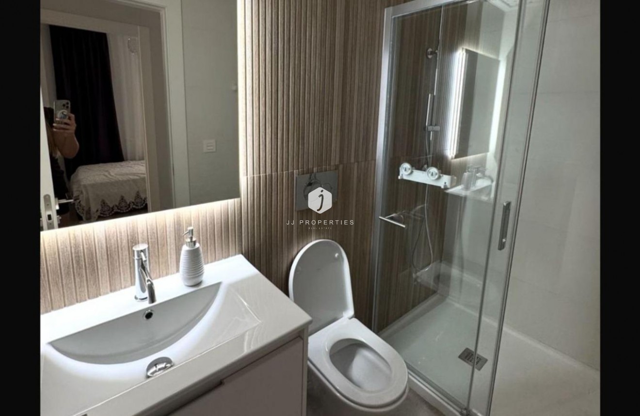 Segunda mano - Apartamento / piso -
Torrevieja - Playa del Cura