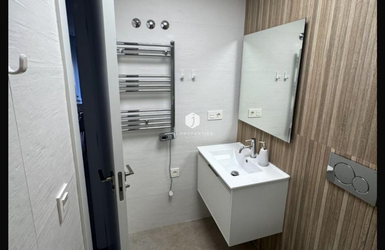 Segunda mano - Apartamento / piso -
Torrevieja - Playa del Cura