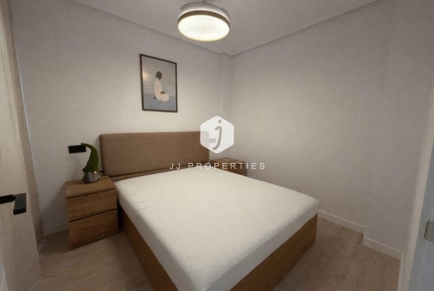 Resale - Apartment / flat -
Torrevieja - Playa del Cura