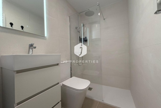 Resale - Apartment / flat -
Torrevieja - Playa del Cura