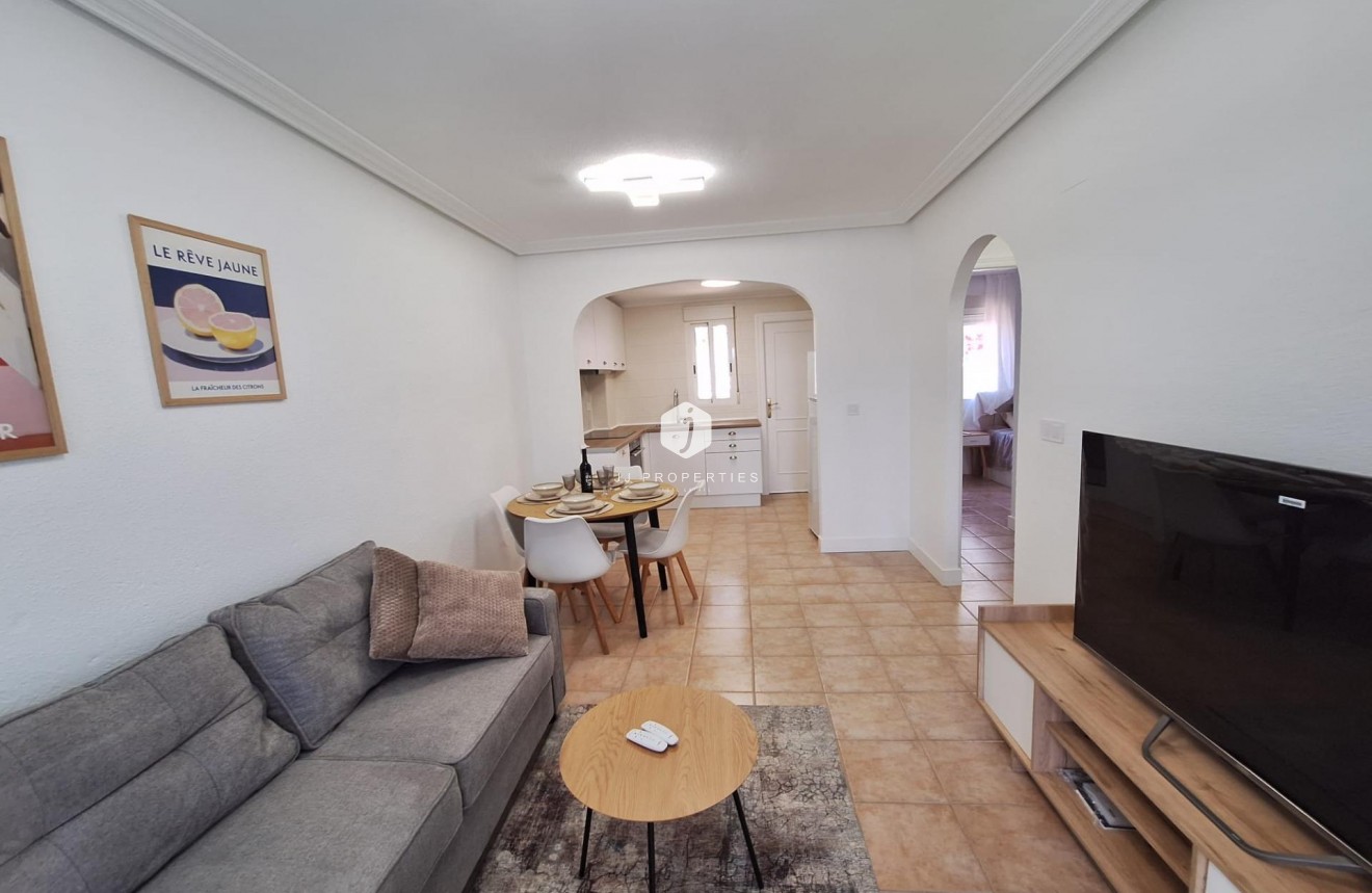 Aus zweiter Hand - Bungalow -
Torrevieja - Sector 25