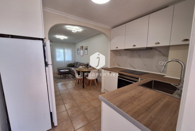 Aus zweiter Hand - Bungalow -
Torrevieja - Sector 25