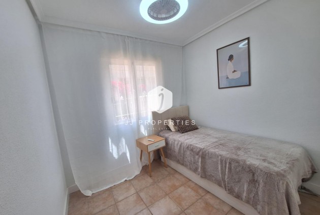 Aus zweiter Hand - Bungalow -
Torrevieja - Sector 25