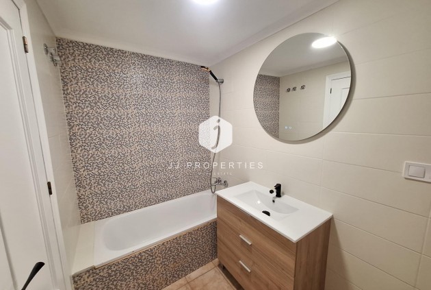 Aus zweiter Hand - Bungalow -
Torrevieja - Sector 25