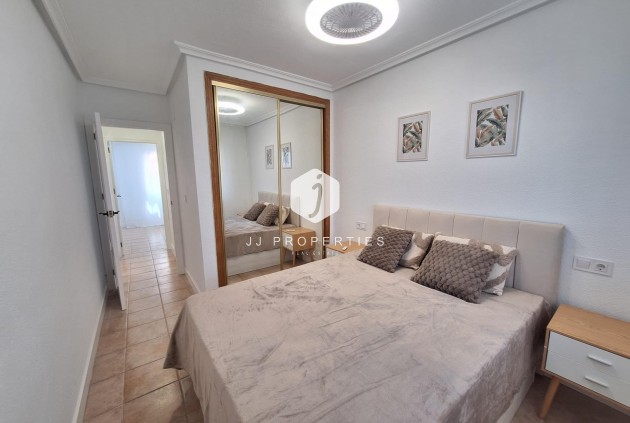 Aus zweiter Hand - Bungalow -
Torrevieja - Sector 25