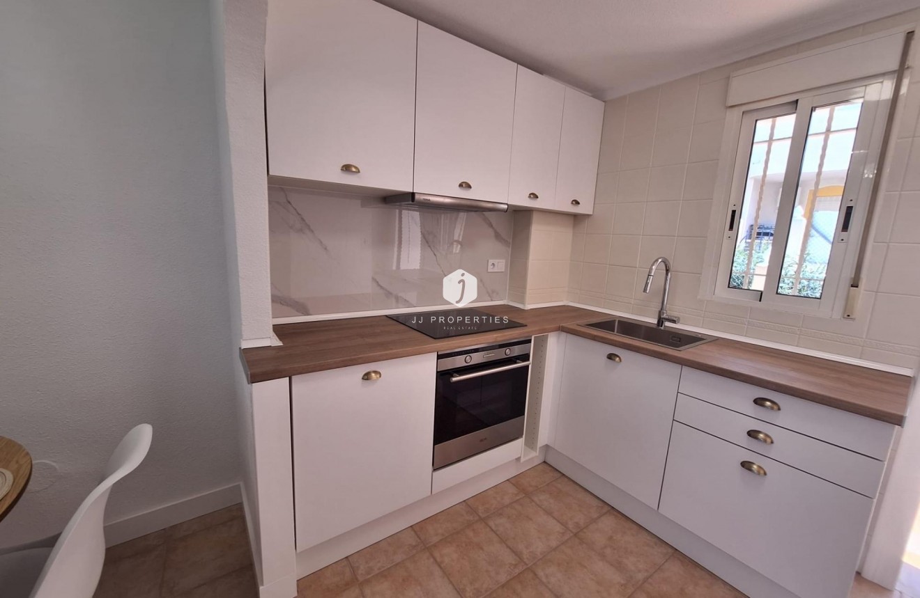 Aus zweiter Hand - Bungalow -
Torrevieja - Sector 25
