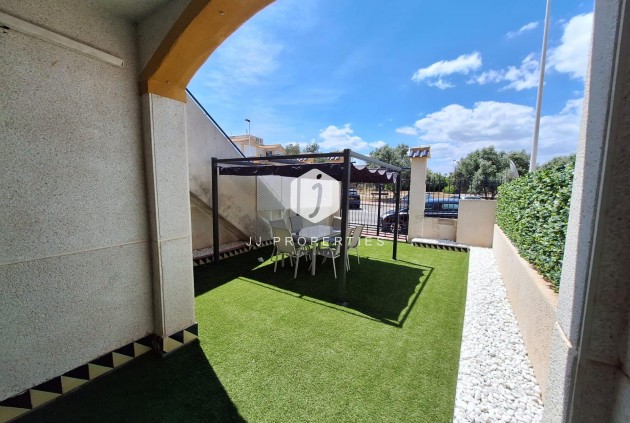 Aus zweiter Hand - Bungalow -
Torrevieja - Sector 25