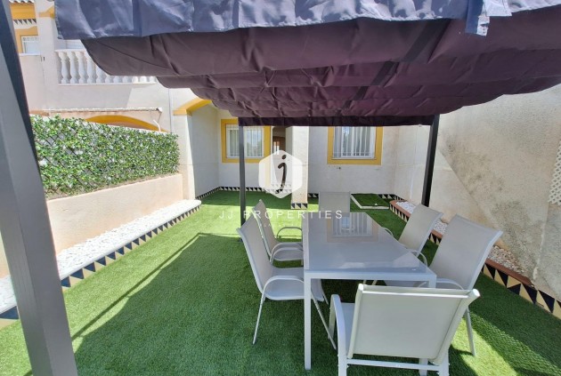 Aus zweiter Hand - Bungalow -
Torrevieja - Sector 25