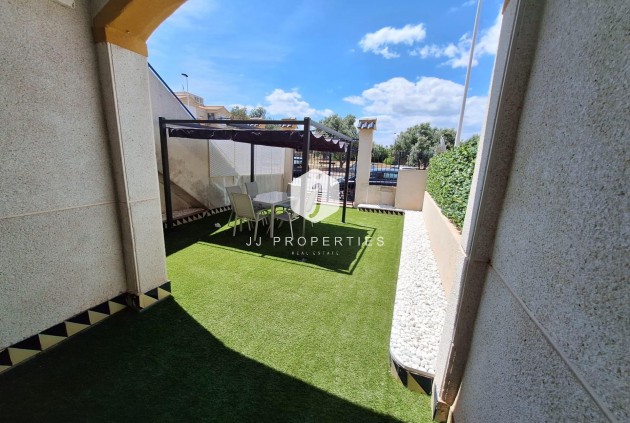 Aus zweiter Hand - Bungalow -
Torrevieja - Sector 25