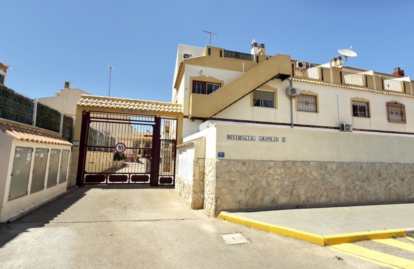 Resale - Chalet -
La Zenia - Costa Blanca